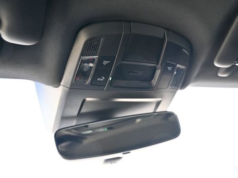 Used 2020 Porsche 911 Carrera S image 32