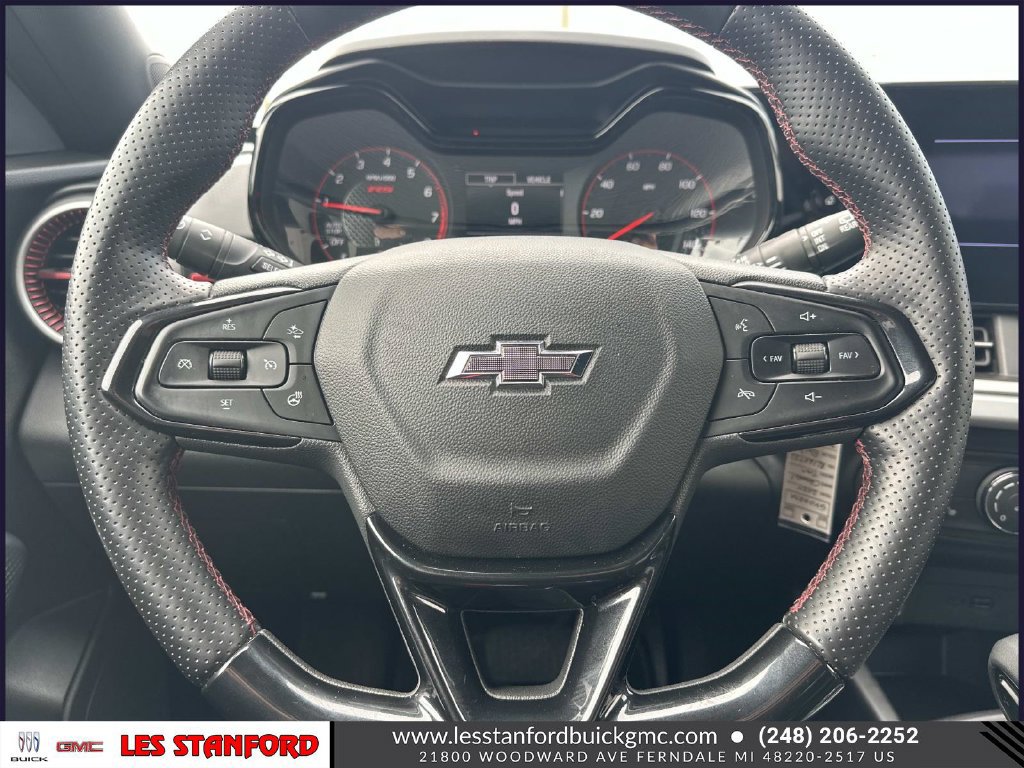 Used 2024 Chevrolet Trax RS FWD image 21