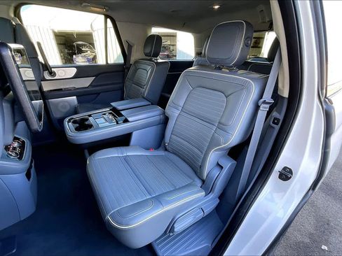 Used 2019 Lincoln Navigator Black Label image 19