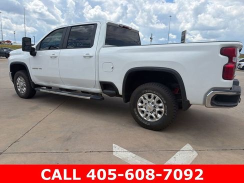 Used 2023 Chevrolet Silverado 2500 LT w/ Convenience Package AWD/4WD image 5