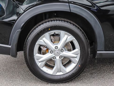 Certified 2024 Honda HR-V LX image 9