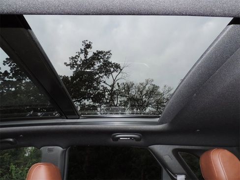 New 2026 Cadillac XT5 Sportv w/ LPO, Onyx Lite Package image 15