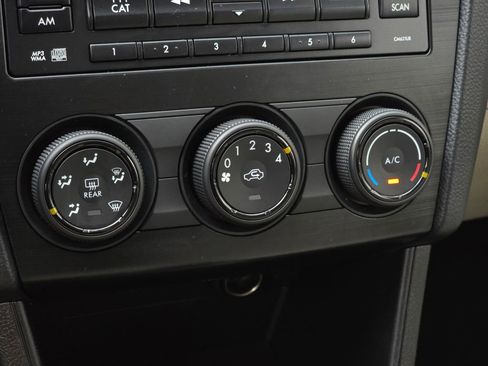 Used 2014 Subaru Crosstrek 2.0i Premium w/ Popular Package #2 image 29