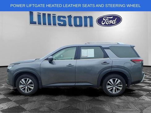 Used 2023 Nissan Pathfinder SL image 6