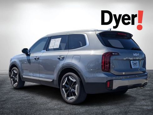 Certified 2025 Kia Telluride S FWD image 6