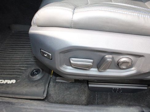 Used 2024 Toyota Tundra Platinum w/ TRD Off-Road Package AWD/4WD image 25