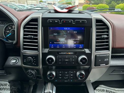 Used 2020 Ford F150 Platinum w/ Equipment Group 701A Luxury AWD/4WD image 11