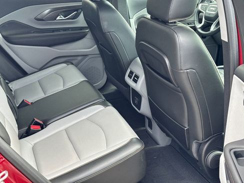 Used 2019 GMC Terrain SLT w/ Preferred Package FWD image 15