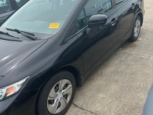 Used 2014 Honda Civic LX image 1