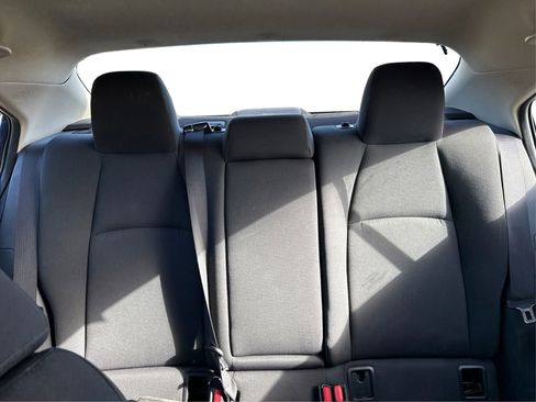 Used 2021 Toyota Corolla LE FWD image 14
