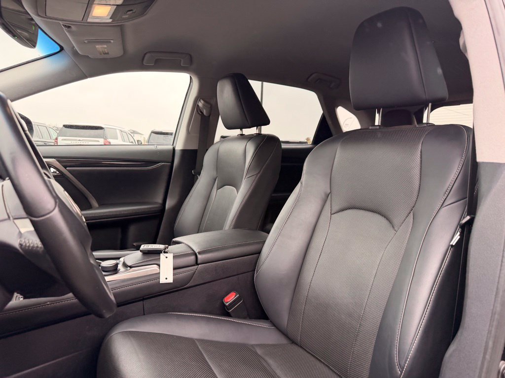 Used 2017 Lexus RX 350 AWD w/ Cold Weather Package image 20