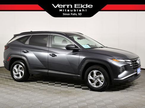 Used 2024 Hyundai Tucson SEL AWD/4WD image 1