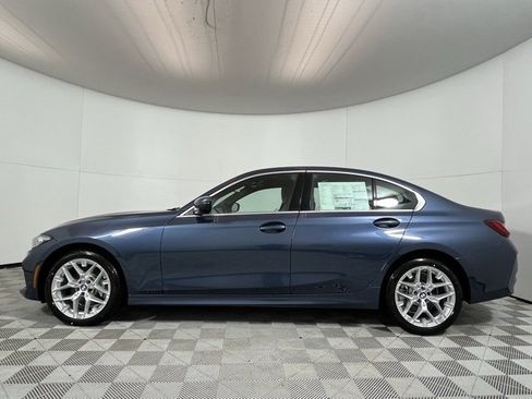 Used 2025 BMW 330i xDrive Sedan w/ Convenience Package image 4