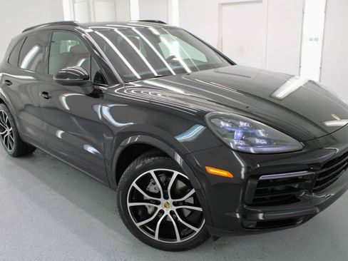 Used 2019 Porsche Cayenne AWD/4WD image 29