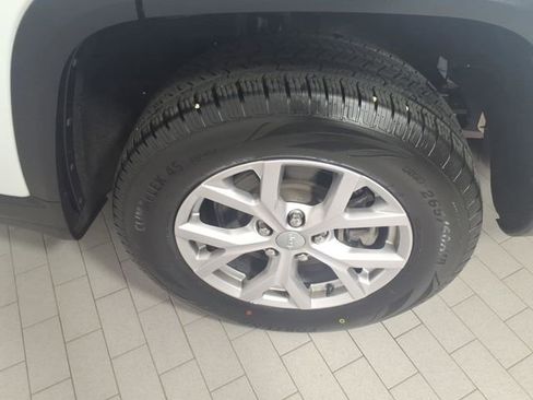 Used 2021 Jeep Grand Cherokee L Limited image 8