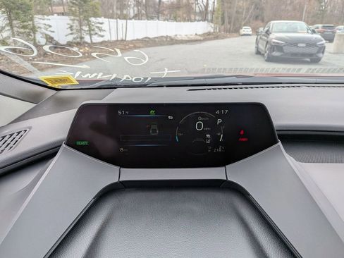 New 2026 Toyota Prius Plug-In Hybrid FWD image 11