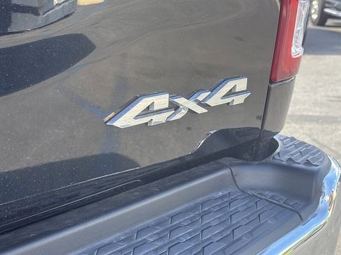 Used 2024 RAM 2500 Big Horn w/ Bed Utility Group image 9