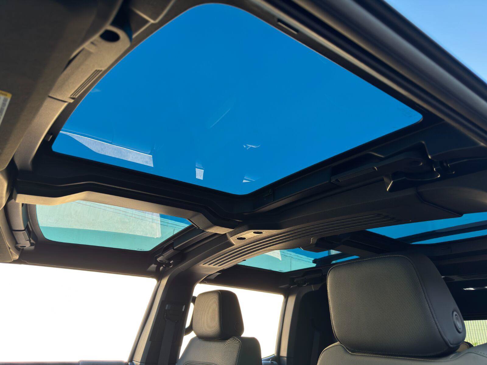 Used 2025 GMC Hummer EV 3X w/ LPO, Roof Cross Rail Package AWD/4WD image 72