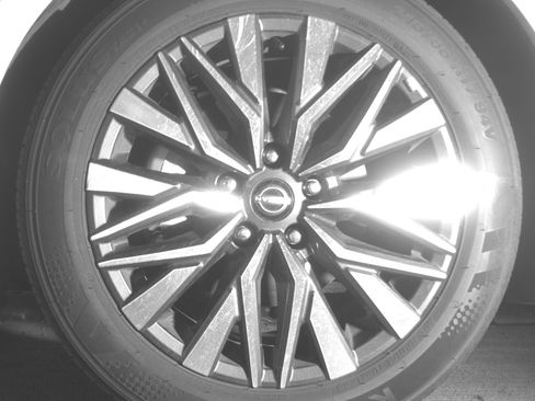 Used 2025 Nissan Altima 2.5 SV FWD image 12