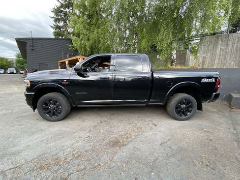 Used 2020 RAM 2500 Laramie AWD/4WD image 3