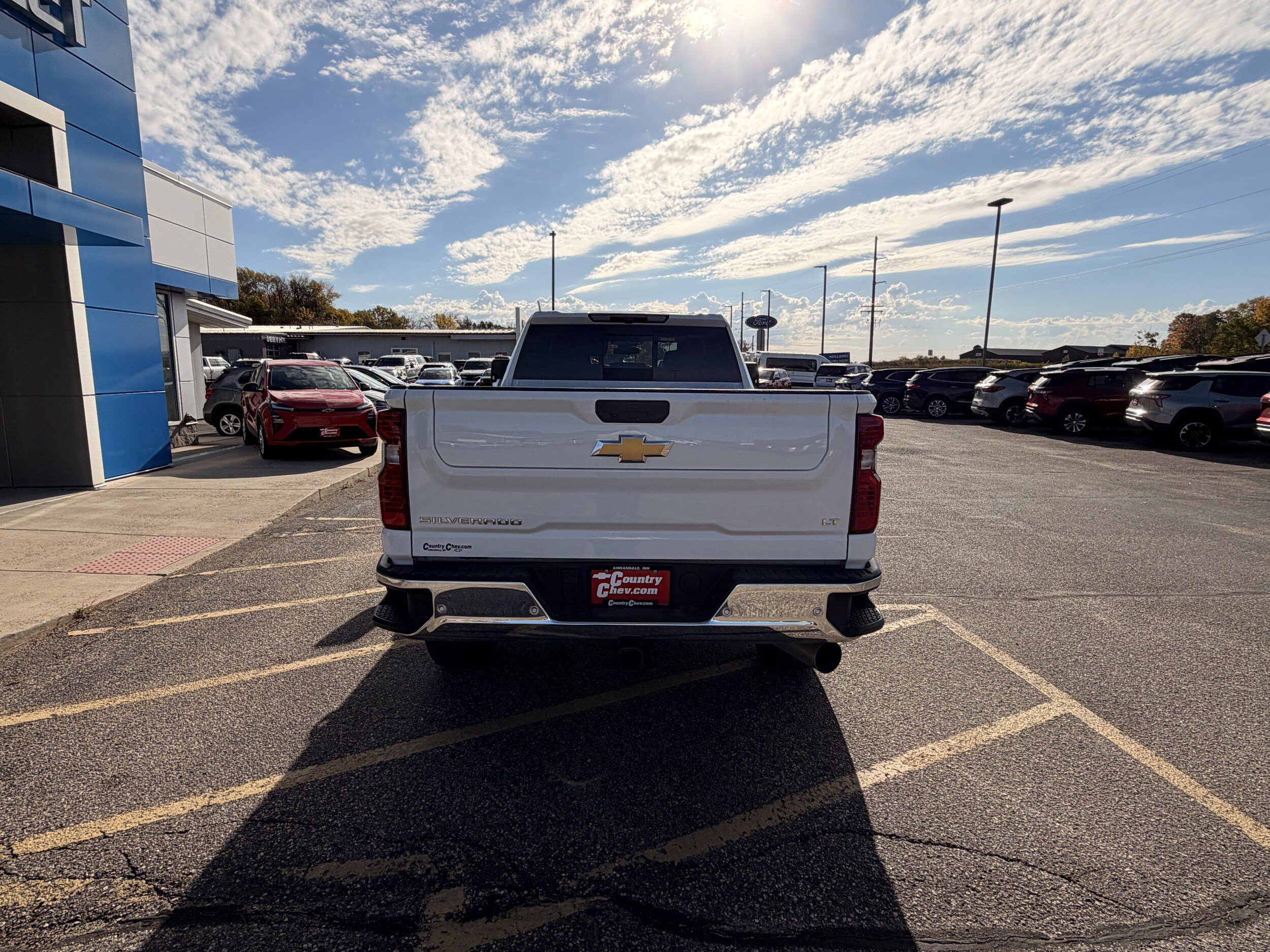 Used 2025 Chevrolet Silverado 3500 LT w/ Safety Package AWD/4WD image 3
