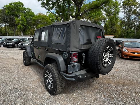 Used 2009 Jeep Wrangler Unlimited X w/ Trailer Tow Group AWD/4WD image 3