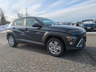 New 2026 Hyundai Kona SE video 2