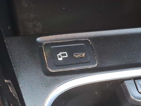 Certified 2023 Mercedes-Benz CLA 250 4MATIC image 19