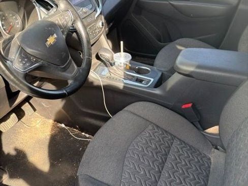 Used 2023 Chevrolet Equinox LT image 10