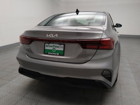 Used 2023 Kia Forte LXS image 7