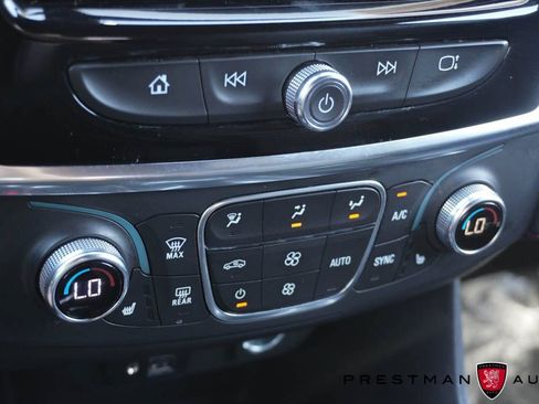 Used 2023 Chevrolet Traverse RS FWD image 39