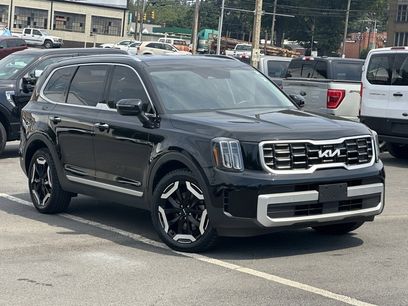 Used 2024 Kia Telluride S