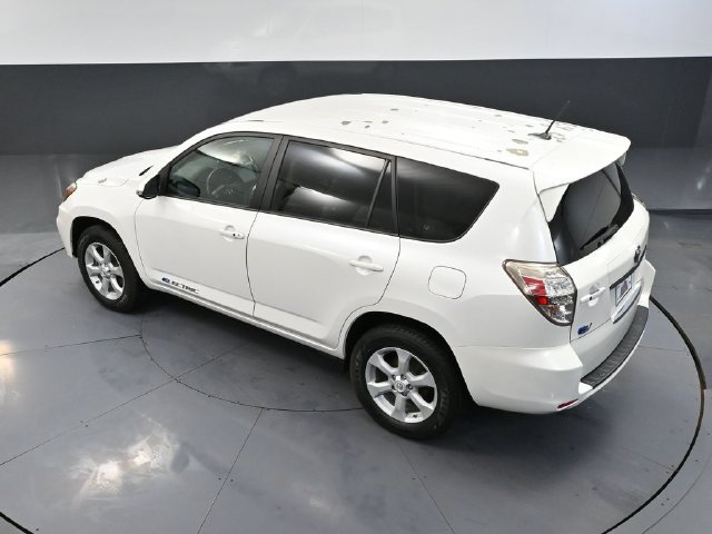 Used 2012 Toyota RAV4 EV FWD image 45