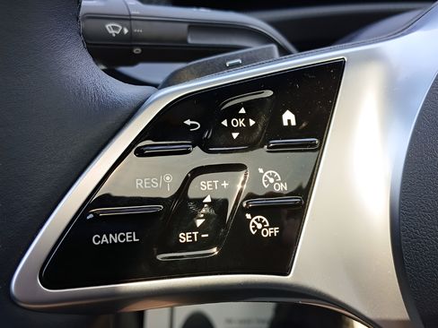 Used 2025 Mercedes-Benz CLA 250 4MATIC image 19