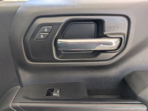 Used 2021 Chevrolet Silverado 1500 Custom image 21