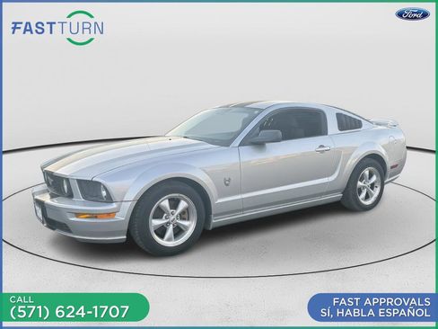 Used 2009 Ford Mustang GT RWD image 12
