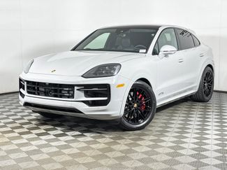 New 2026 Porsche Cayenne GTS video 1