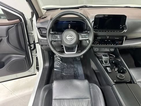Used 2023 Nissan Rogue Platinum w/ Platinum Premium Package AWD/4WD image 18
