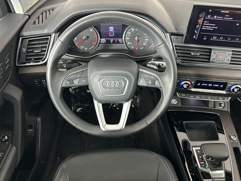 Used 2023 Audi Q5 2.0T Premium w/ Convenience Package image 13