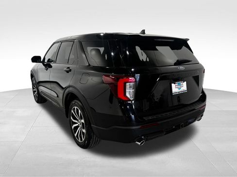 Used 2022 Ford Explorer ST-Line w/ Class IV Trailer Tow Package AWD/4WD image 38
