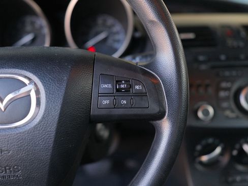 Used 2012 MAZDA MAZDA3 i Touring FWD image 16