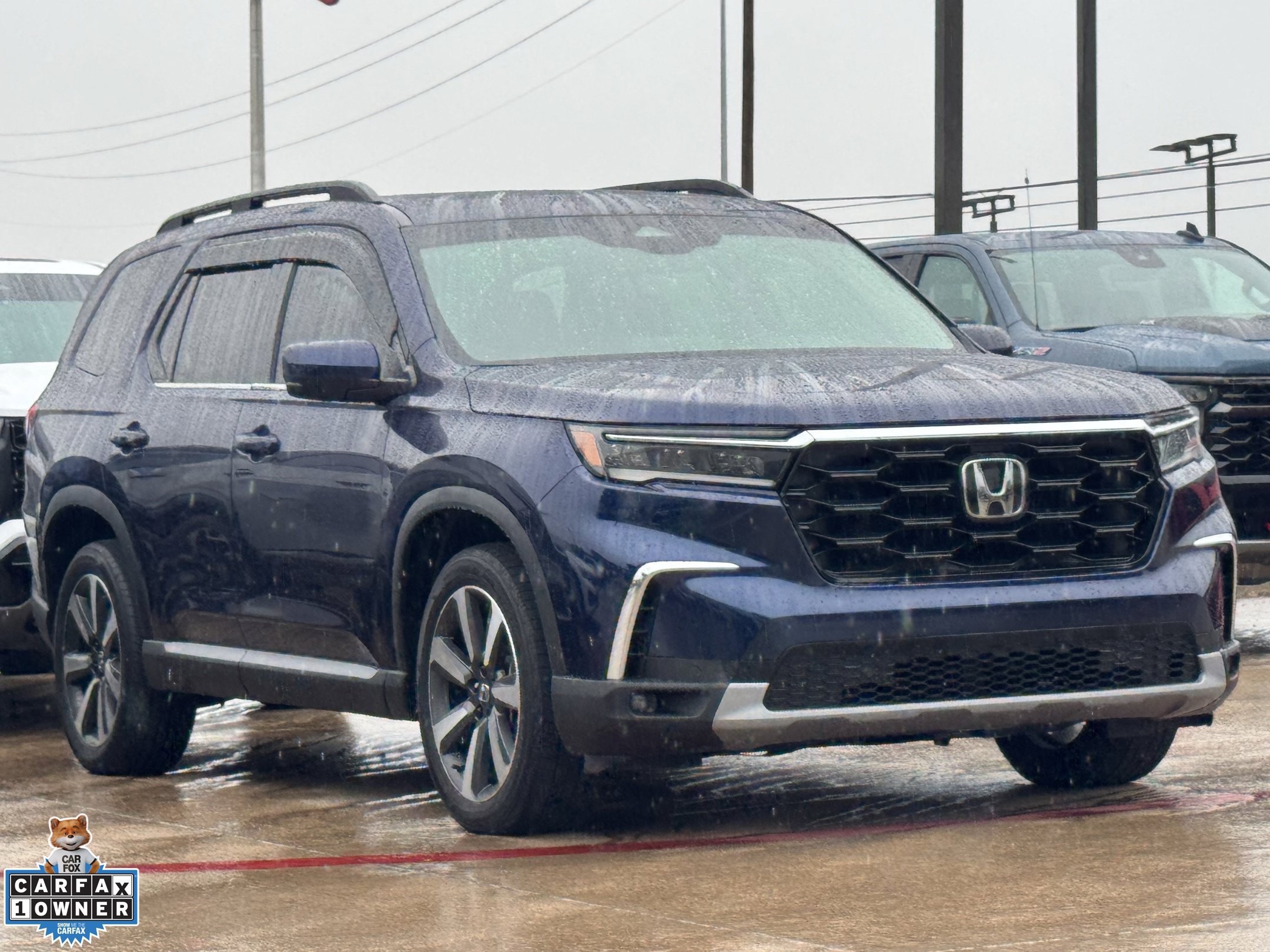 Used 2023 Honda Pilot Touring image 11