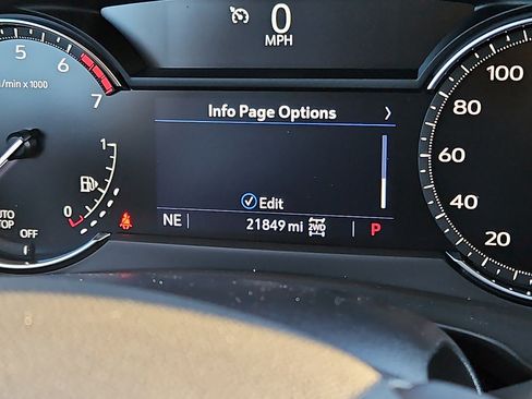 Used 2023 Cadillac XT4 Luxury w/ Cold Weather Package image 19