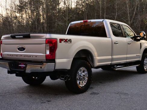 Used 2019 Ford F350 XLT w/ XLT Premium Package image 22