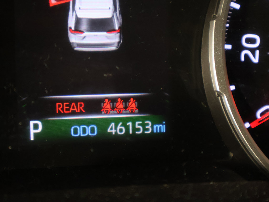 Used 2021 Toyota RAV4 LE w/ Carpet Mat Package (TMS) AWD/4WD image 34
