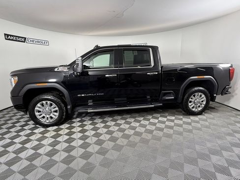 Used 2022 GMC Sierra 2500 Denali image 3