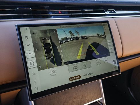 New 2026 Land Rover Range Rover SE image 35