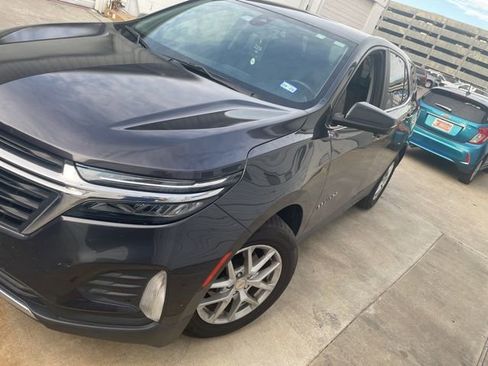 Used 2022 Chevrolet Equinox LT image 1