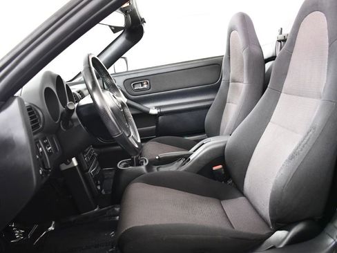 Used 2000 Toyota MR2 image 28