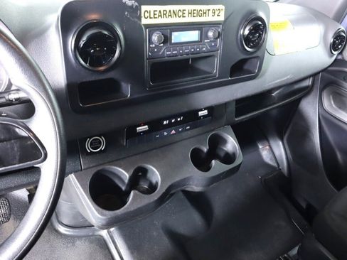 Used 2019 Mercedes-Benz Sprinter 144 image 15